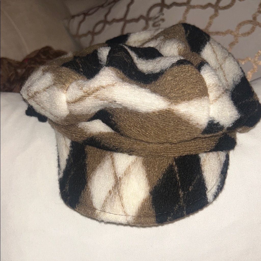 Trendy Patterned Cap